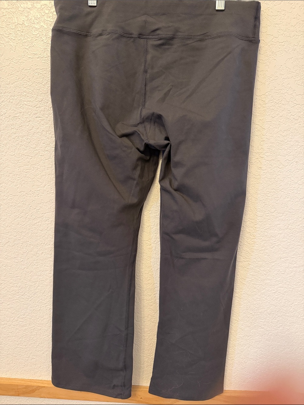 Pact dark gray workout pants with Printed Interior Label - Picture 6 of 6